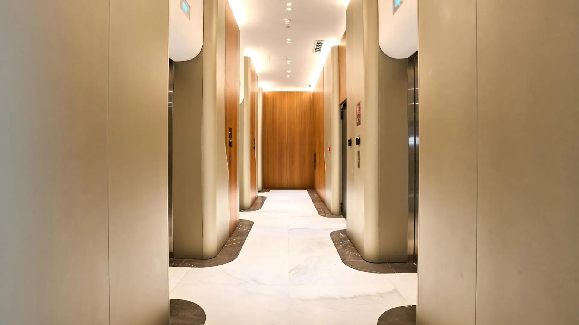 Cosy One-Bedroom Apartment In Mercury Tower By Zaha Hadid Saint Julian's