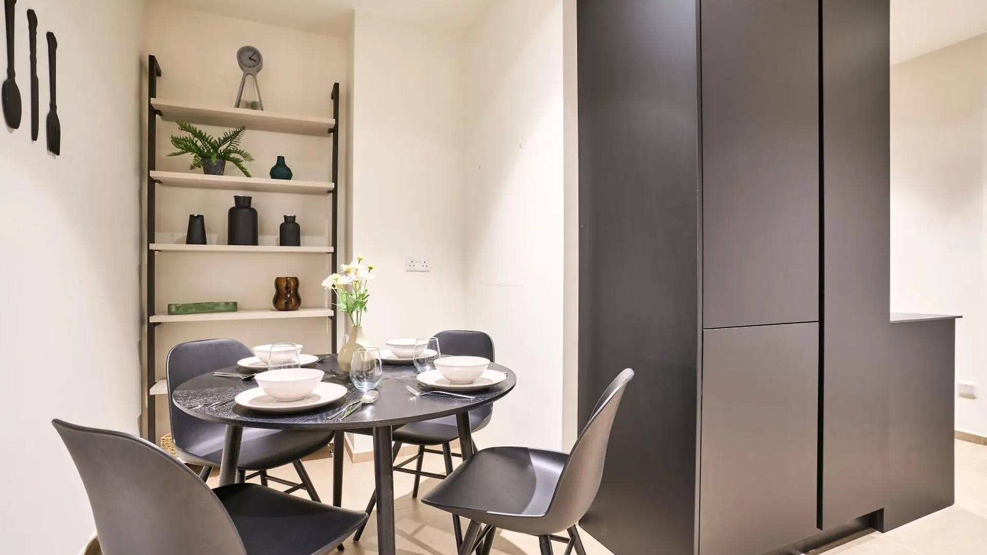 Cosy One-Bedroom Apartment In Mercury Tower By Zaha Hadid Saint Julian's