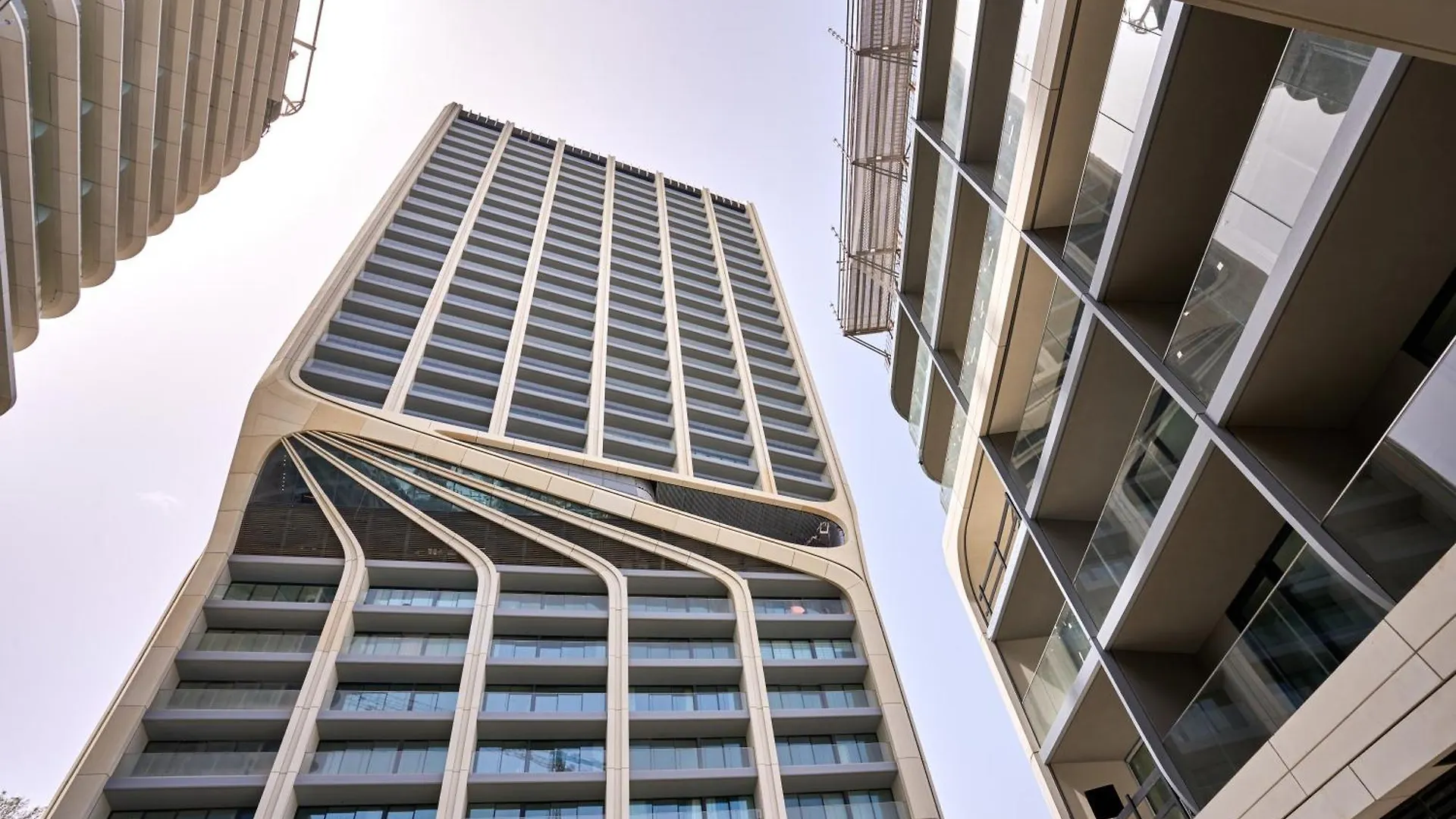 Cosy One-Bedroom Apartment In Mercury Tower By Zaha Hadid Saint Julian's