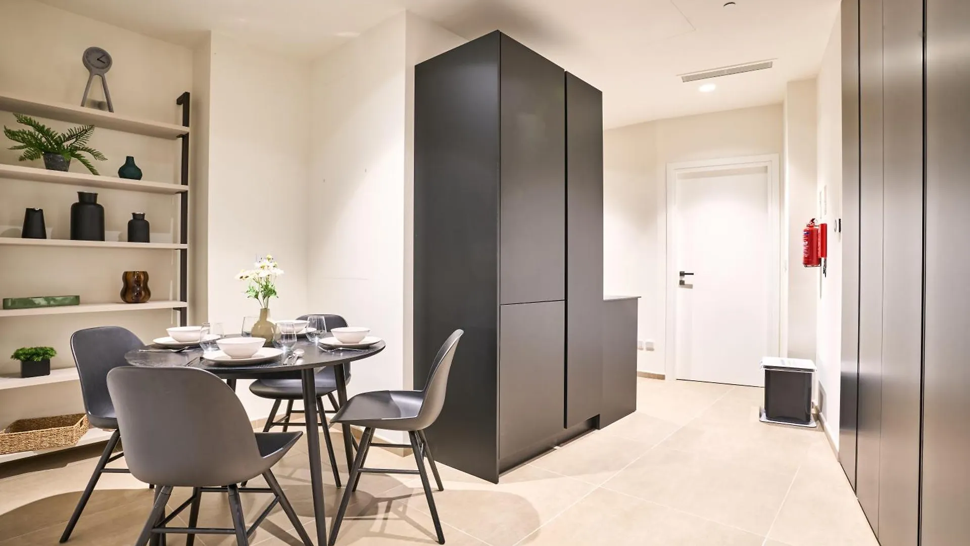 Cosy One-Bedroom Apartment In Mercury Tower By Zaha Hadid Saint Julian's