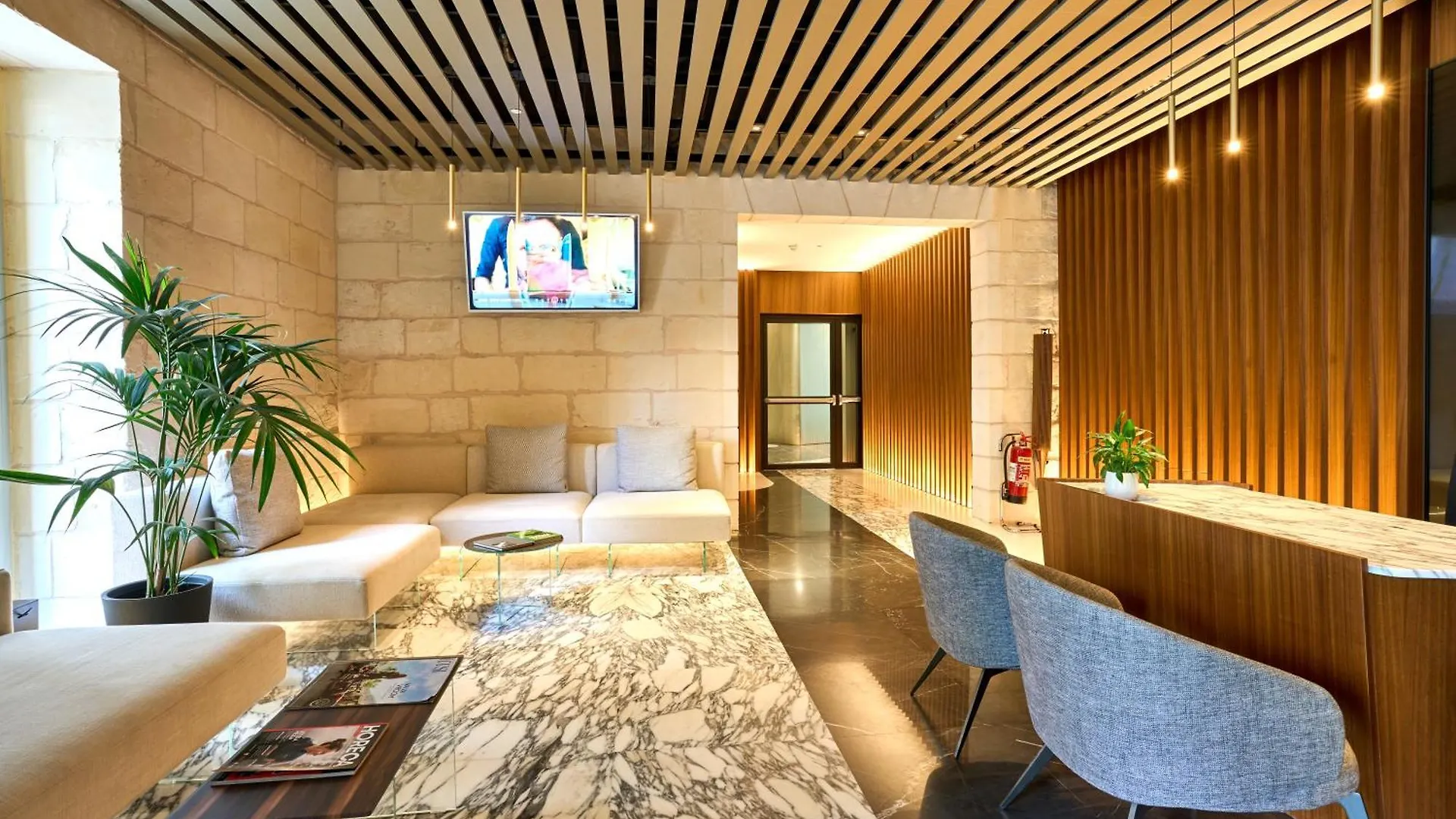 Cosy One-Bedroom Apartment In Mercury Tower By Zaha Hadid Saint Julian's Malta