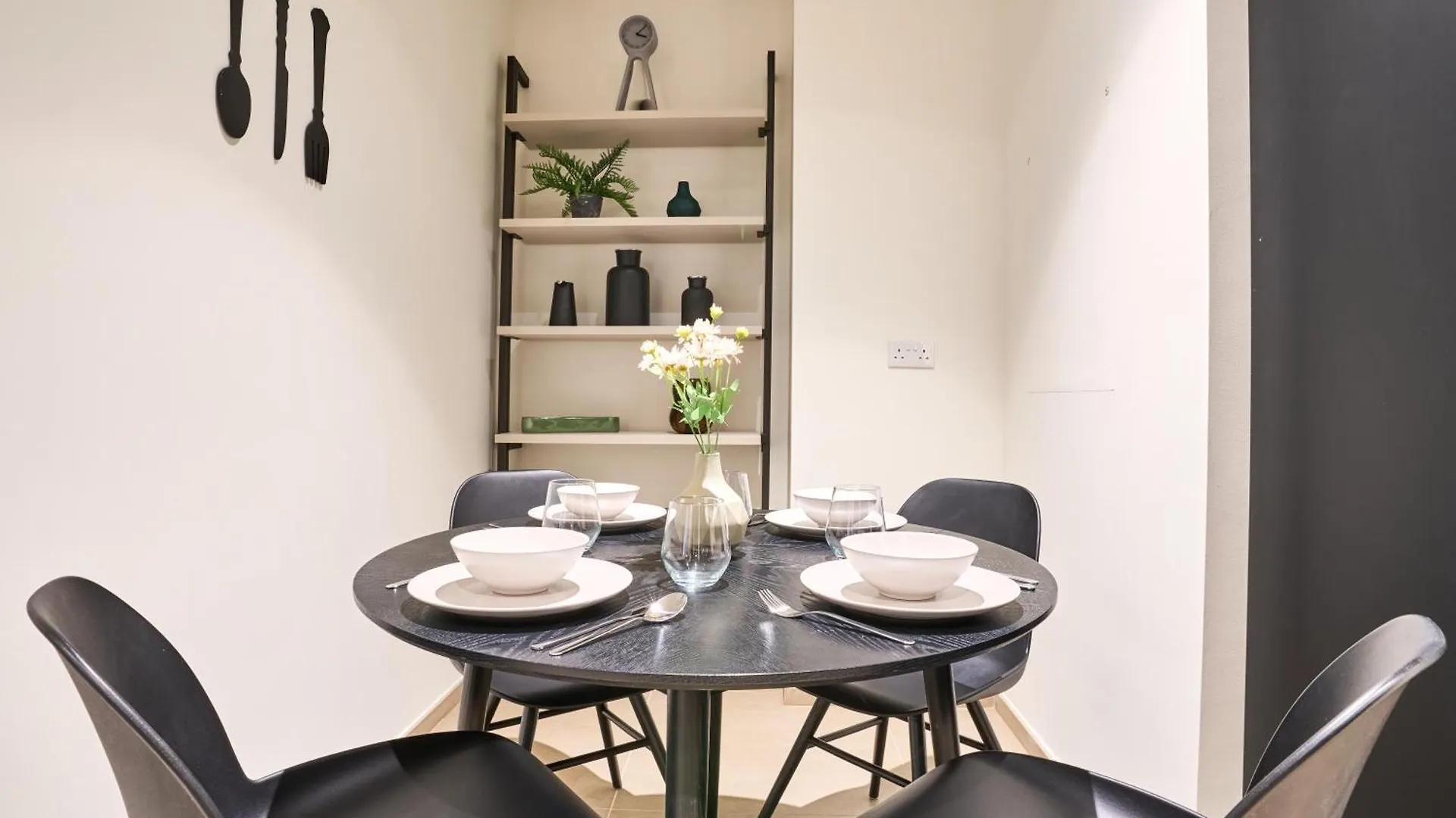 Cosy One-Bedroom Apartment In Mercury Tower By Zaha Hadid Saint Julian's 0*,